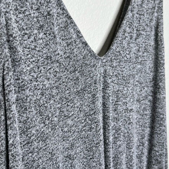 Express Short Gray Knit Romper Size Medium - Picture 5 of 7